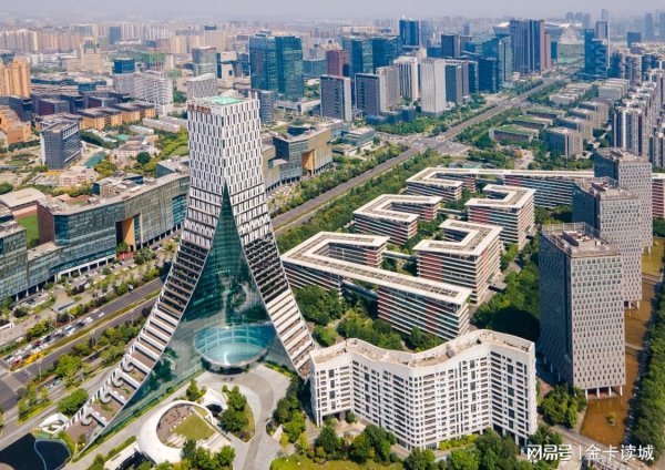 富腾优配  成都三大新区，都有哪些“成长的烦恼”？